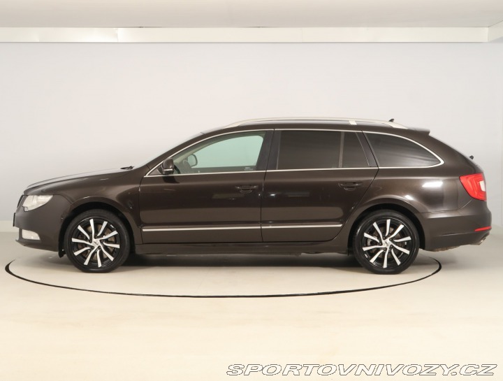 Škoda Superb Comfort 3.6 FSI V6 2012