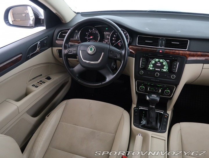 Škoda Superb Comfort 3.6 FSI V6 2012