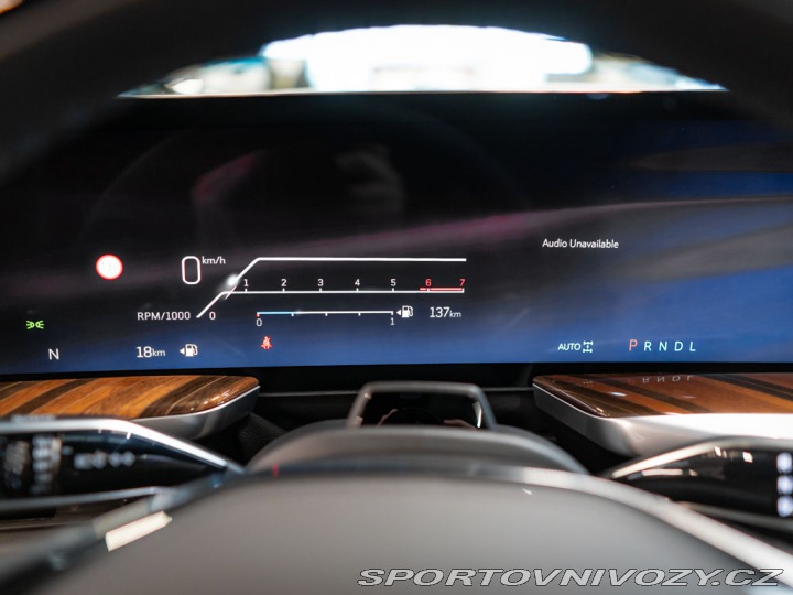 Ostatní značky Ostatní modely Cadillac Escalade 6.2 V8 Sport Platinum 202 2025