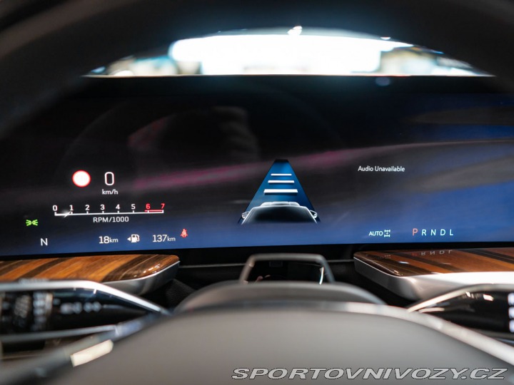 Ostatní značky Ostatní modely Cadillac Escalade 6.2 V8 Sport Platinum 202 2025