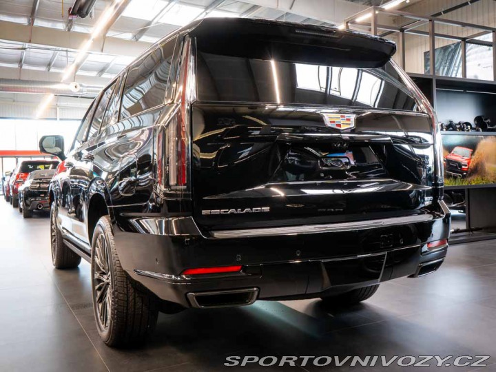 Ostatní značky Ostatní modely Cadillac Escalade 6.2 V8 Sport Platinum 202 2025