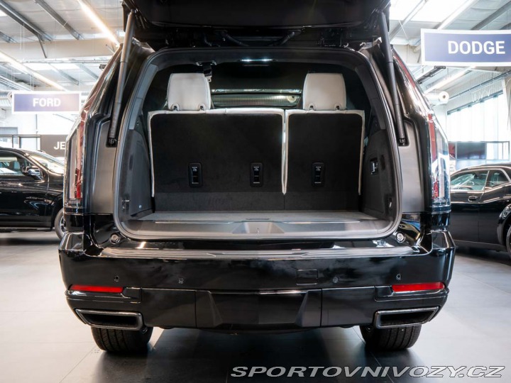Ostatní značky Ostatní modely Cadillac Escalade 6.2 V8 Sport Platinum 202 2025