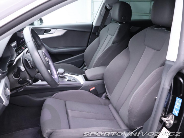 Audi A5 2,0 45TFSI Quattro Advanc 2022