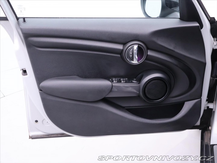 Mini Cooper 1,5 100kW Aut. Navi 2016