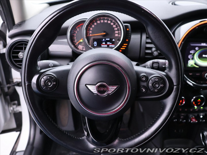 Mini Cooper 1,5 BENZÍN 100kW AUTOMAT 2016