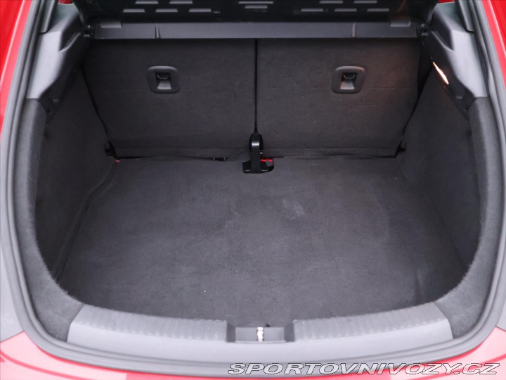 Volkswagen Beetle 1,2 TSI 77kW Aut.klima Ků 2015