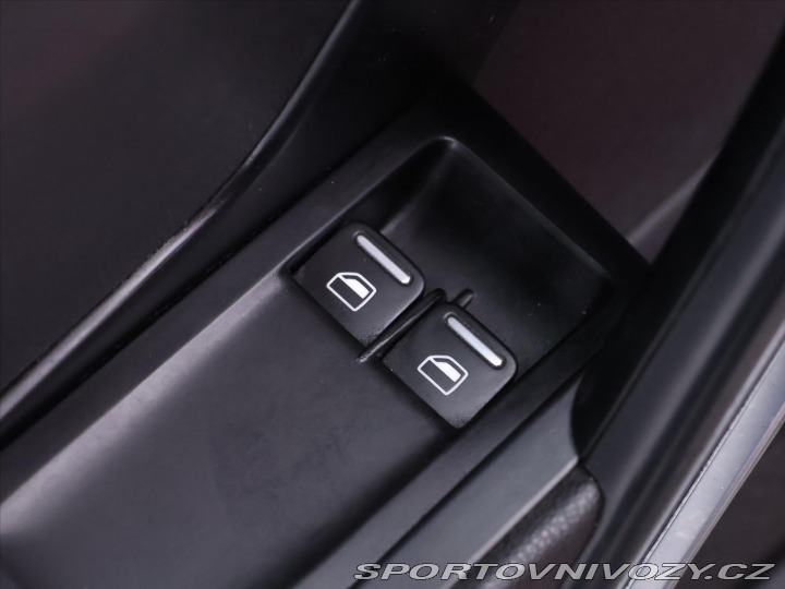 Volkswagen Beetle 1,2 TSI 77kW Aut.klima Ků 2015