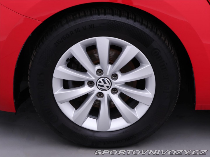 Volkswagen Beetle 1,2 TSI 77kW Aut.klima Ků 2015