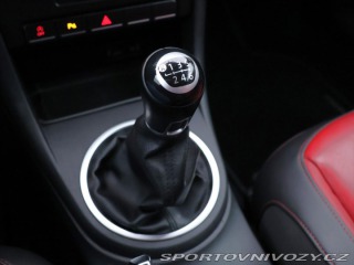 Volkswagen Beetle 1,2 TSI 77kW Aut.klima Ků 2015