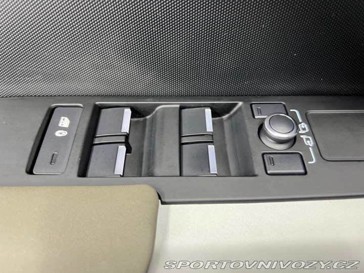 Ostatní značky Ostatní modely Land Rover Defender P400 X110, PANORAMA, HEAD 2021