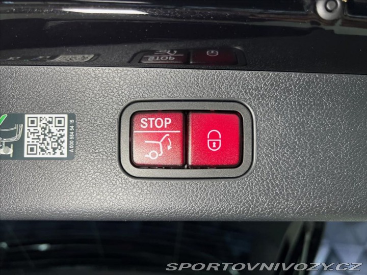 Mercedes-Benz E 220d 4M AMG, PANORAMA, TA 2025