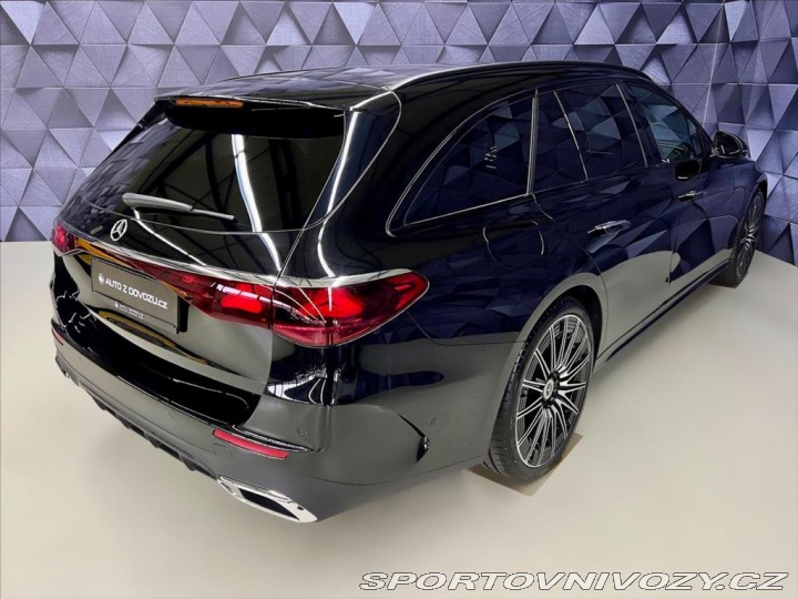 Mercedes-Benz E 220d 4M AMG, PANORAMA, TA 2025