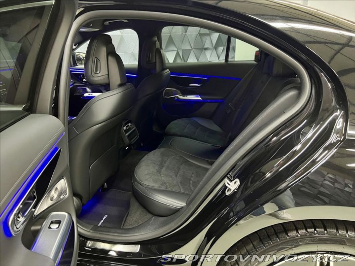 Mercedes-Benz E 300de 4MATIC AMG PREMIUM 2023