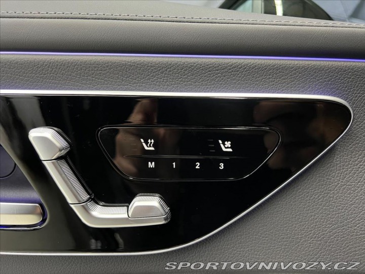 Mercedes-Benz Ostatní modely 300 AMG 4M, WEBASTO, PANO 2024