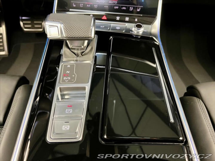 Audi RS6 PERFORMANCE FULL, VZDUCH 2025