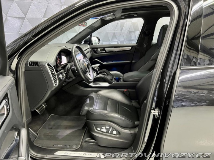Porsche Cayenne TURBO, CERAMIC, PANO, NIG 2018