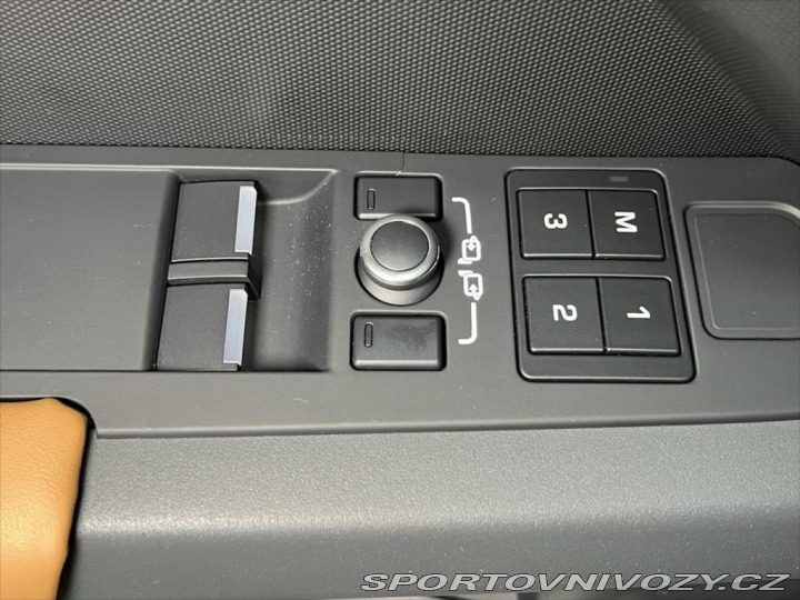 Ostatní značky Ostatní modely Land Rover Defender X 90 P400, PANORAMA, HEAD 2023