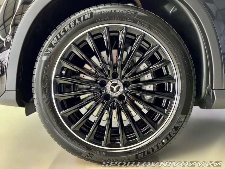 Mercedes-Benz Ostatní modely GLC 220d 4MATIC AMG PREMIUM 2025