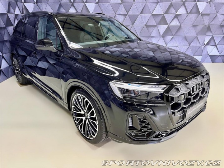 Audi SQ7 QUATTRO, 7.MÍST, WEBASTO, 2026