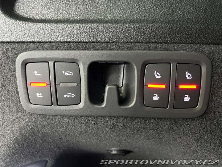 Audi SQ7 QUATTRO, 7.MÍST, WEBASTO, 2026