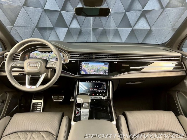 Audi SQ7 QUATTRO, 7.MÍST, WEBASTO, 2026