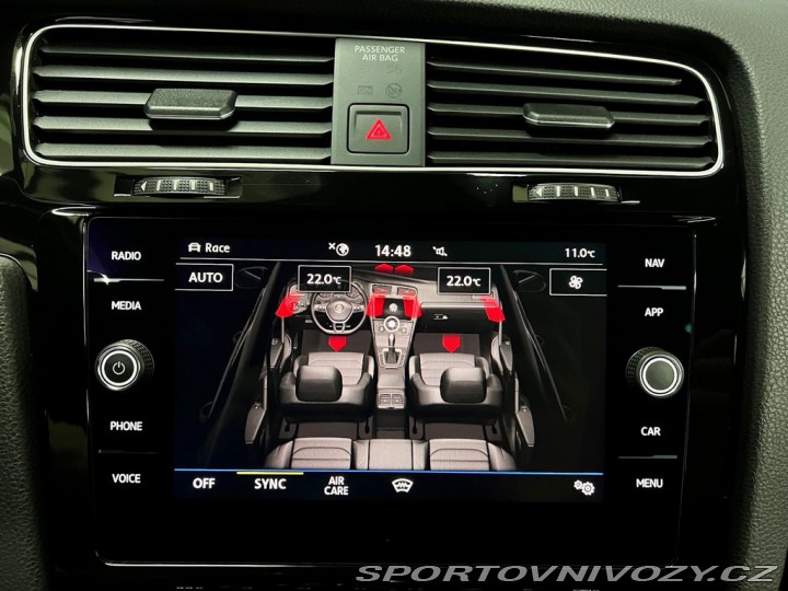 Volkswagen Golf R 221kW DSG 4M, PANORAMA 2020