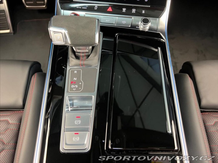 Audi RS6 PERFORMANCE, KERAMICKÉ BR 2025