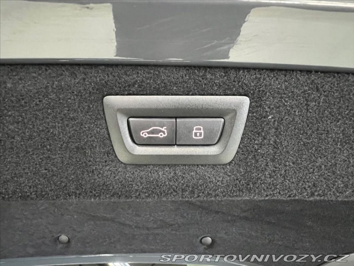 BMW 8 M850i xDrive M PERFORMANC 2024