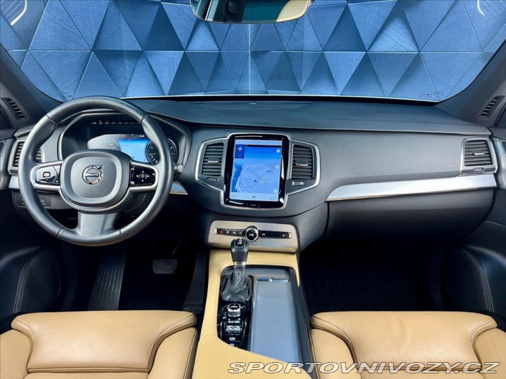 Volvo Ostatní modely XC90 T6 AWD MOMENTUM, PANORAMA 2016
