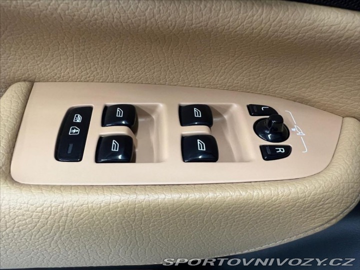 Volvo Ostatní modely XC90 T6 AWD MOMENTUM, PANORAMA 2016