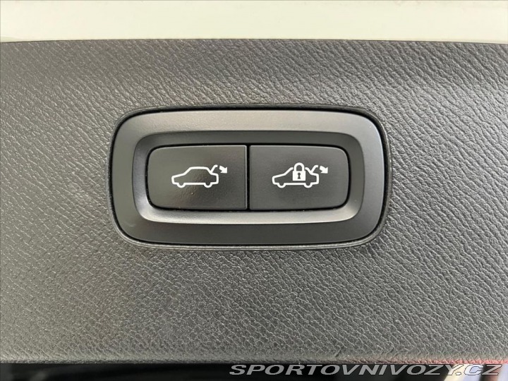 Volvo Ostatní modely XC90 T6 AWD MOMENTUM, PANORAMA 2016