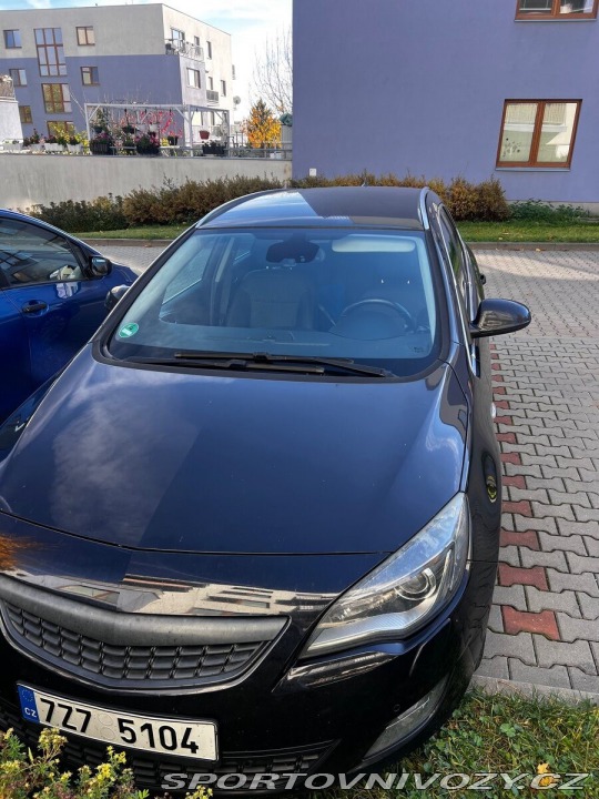 Opel Astra  2013