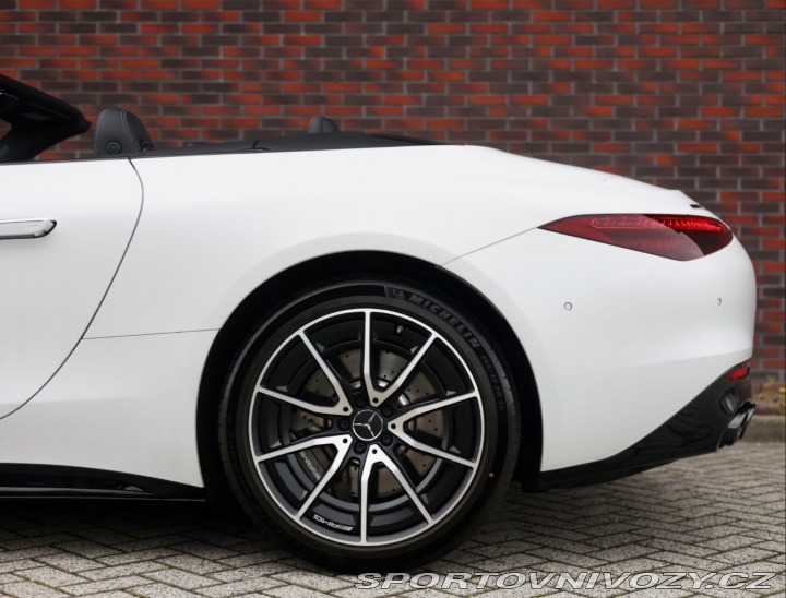 Mercedes-Benz SL SL43 AMG | Multicontour 2023