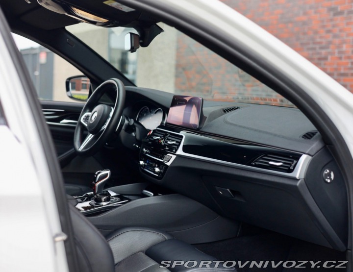 BMW M5 xDrive | M Drivers Pack 2019