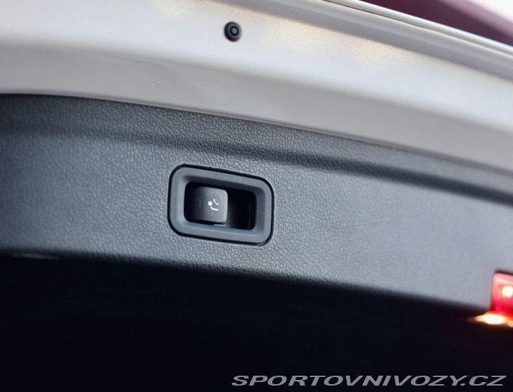 Mercedes-Benz Ostatní modely GLE SUV SUV 53 AMG 4Matic+ | Pan 2021