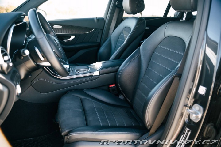 Mercedes-Benz Ostatní modely GLC Kupé Kupé 300de 4MATIC AMG Li 2021