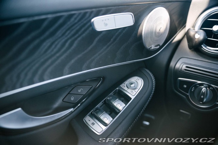 Mercedes-Benz Ostatní modely GLC Kupé Kupé  300de 4MATIC AMG Li 2021