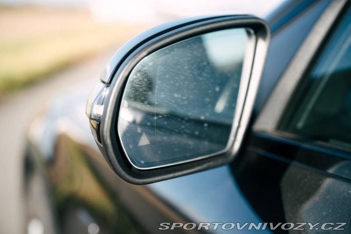 Mercedes-Benz Ostatní modely GLC Kupé Kupé  300de 4MATIC AMG Li 2021