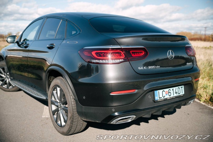 Mercedes-Benz Ostatní modely GLC Kupé Kupé  300de 4MATIC AMG Li 2021