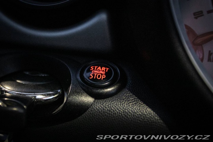 Mini Cooper R56 88kW - AJ NA SPLÁTKY 2009