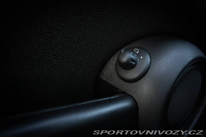 Mini Cooper R56 88kW - AJ NA SPLÁTKY 2009