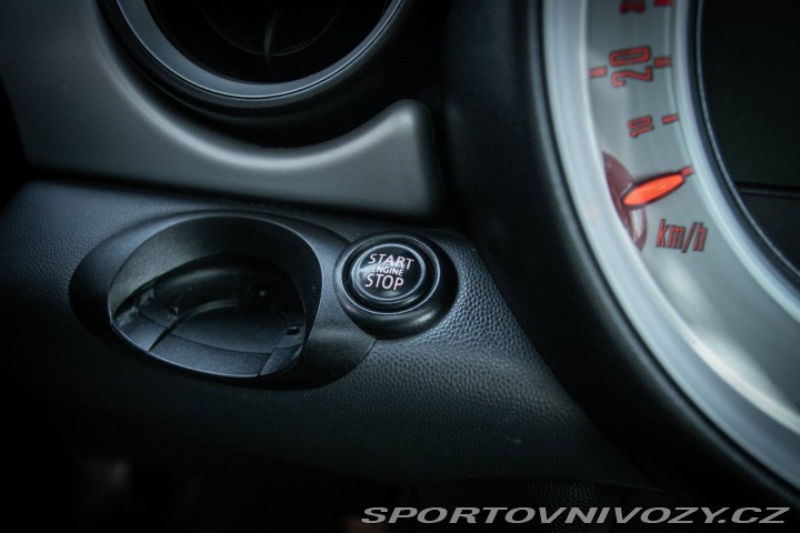 Mini Cooper R56 88kW - AJ NA SPLÁTKY 2009
