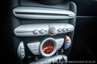 Mini Cooper R56 88kW - AJ NA SPLÁTKY 2009