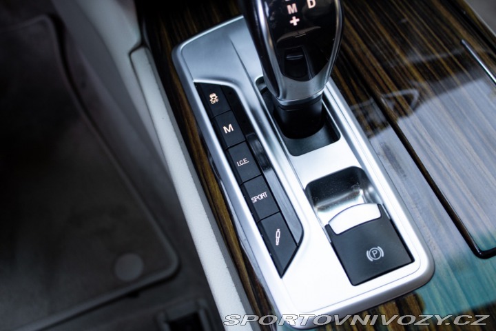 Maserati Ghibli S Q4 / AJ NA SPLÁTKY / P 2015