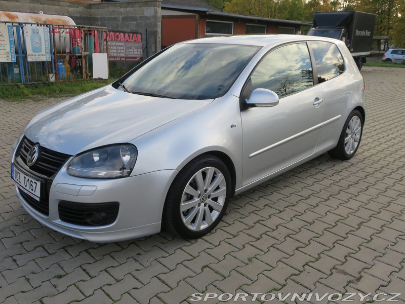 Volkswagen Golf GT-Sport R-line