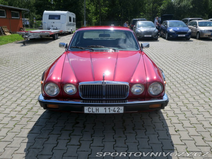 Jaguar Ostatní modely XJ6 4.2 i 151 kW 1986