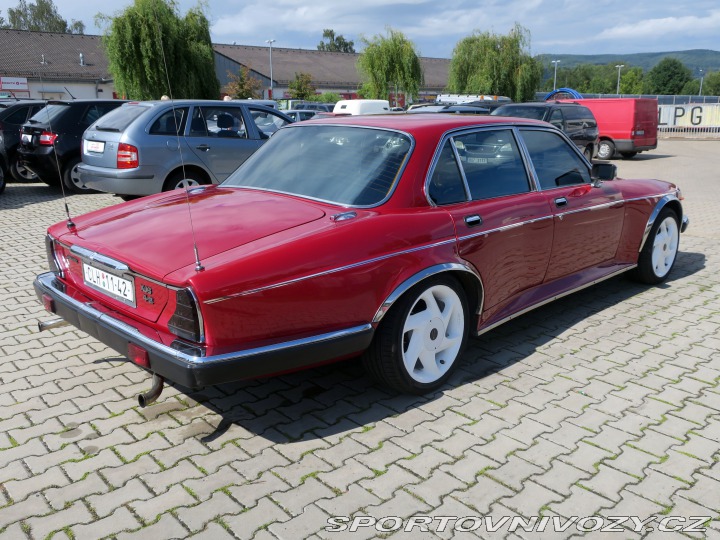 Jaguar Ostatní modely XJ6 4.2 i 151 kW 1986
