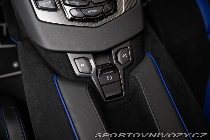 Lamborghini Aventador LP750-4 SV Roadster 1/599 1800