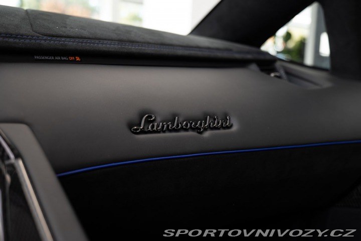 Lamborghini Aventador LP750-4 SV Roadster 1/599 1800