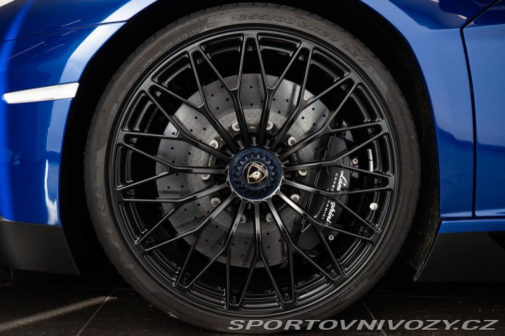 Lamborghini Aventador LP750-4 SV Roadster 1/599 1800